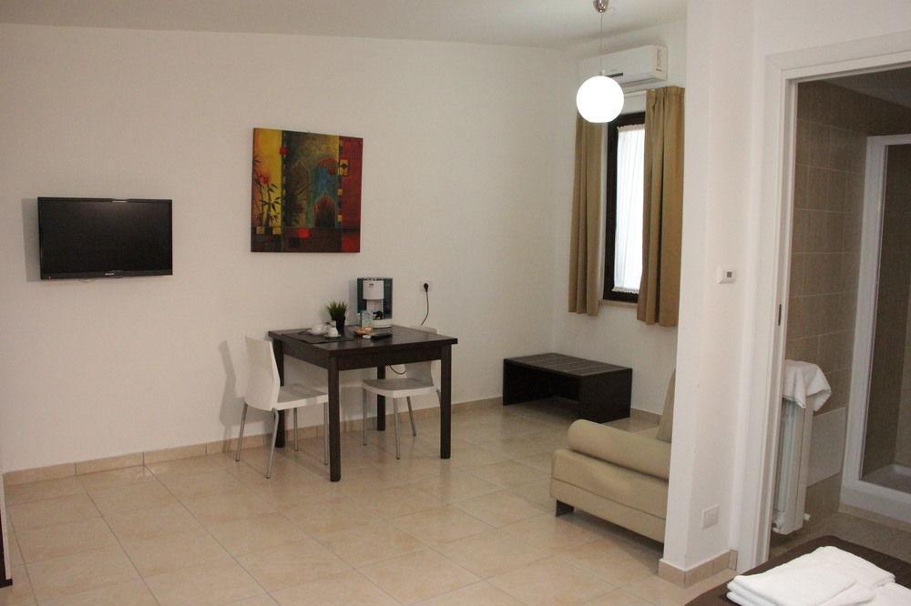 San Michele Apartments&Rooms Catanzaro Ngoại thất bức ảnh