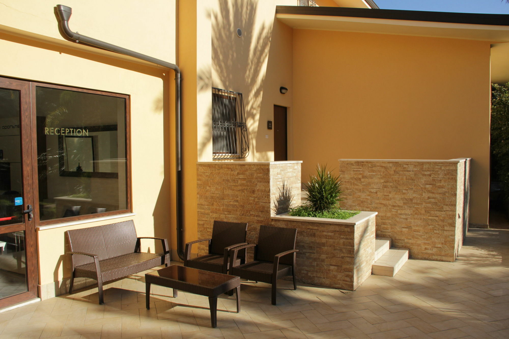 San Michele Apartments&Rooms Catanzaro Ngoại thất bức ảnh